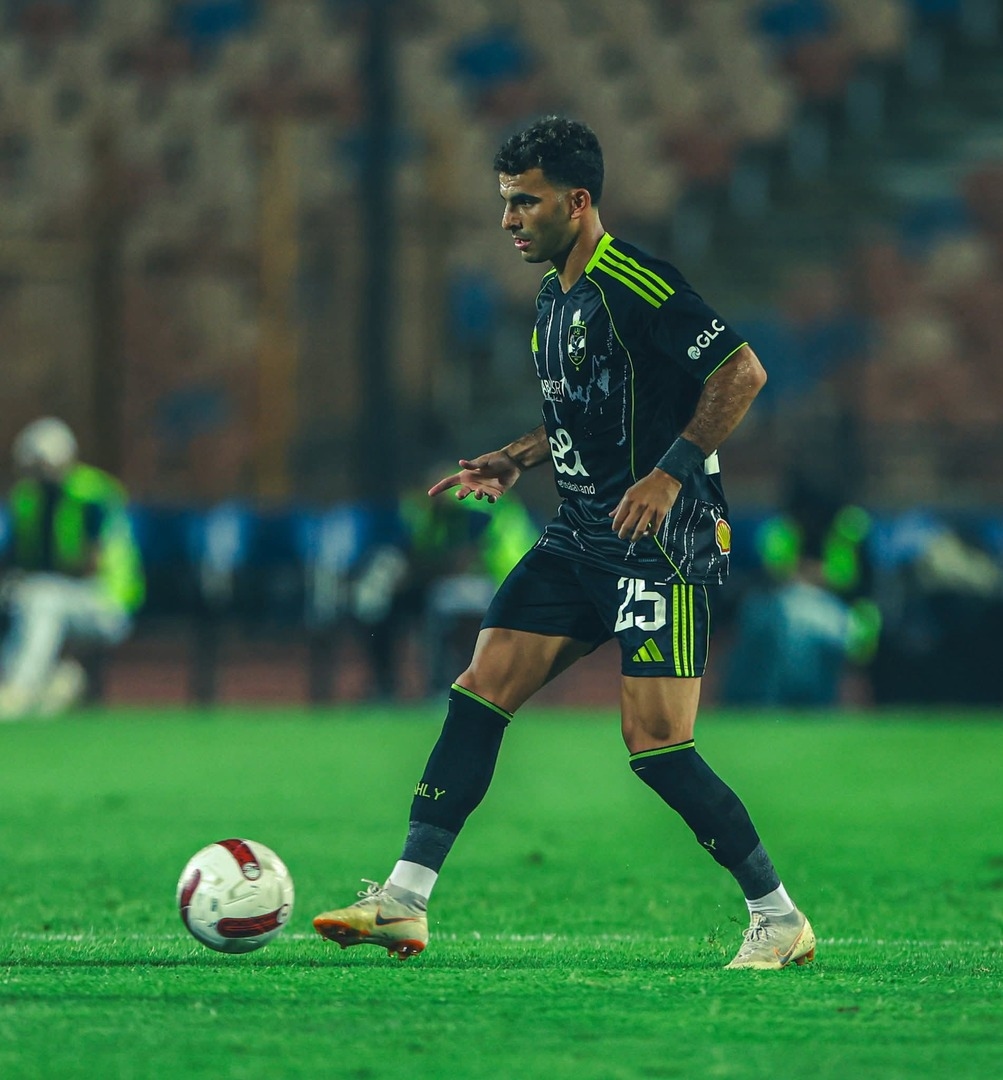 بسبب جمهور الزمالك.. والد زيزو يطالب بحماية ابنه ويلوح برحيله عن الأهلي
