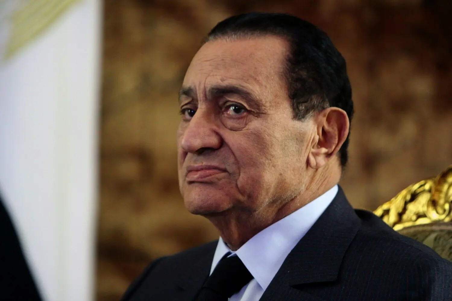 محكمة مصرية تبرئ أبناء أشهر رجال مبارك من تهم مخلة
