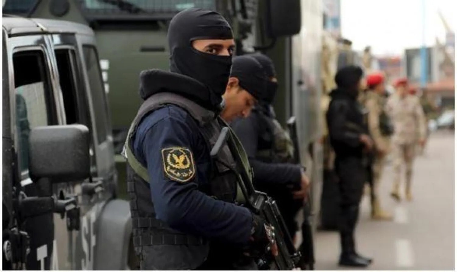 مصر.. ملثم يطعن إمام مسجد في الصعيد