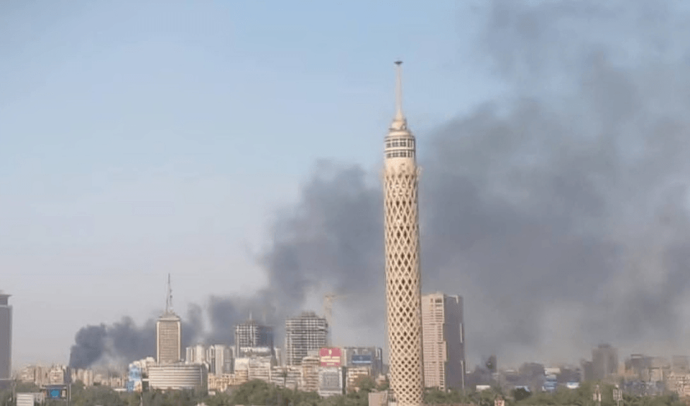 مصر.. حريق مروع وسط القاهرة (فيديو)