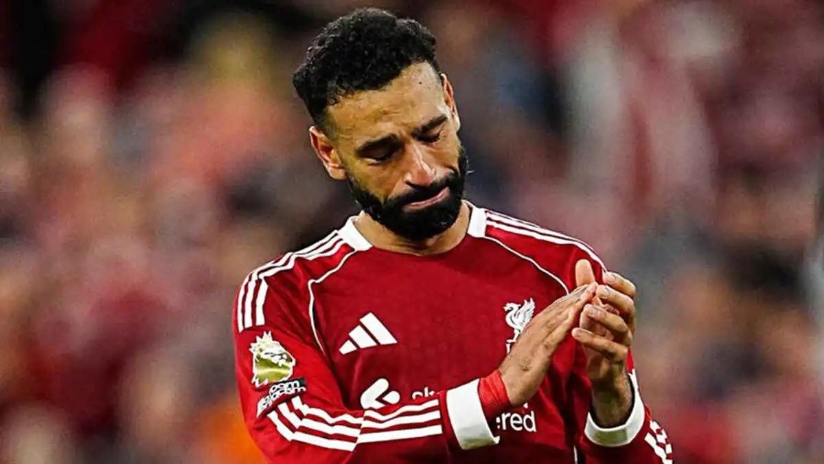 لأول مرة يظهر بهذا الشكل.. دخول محمد صلاح في نوبة بكاء عقب مباراة بورنموث فما السبب؟(فيديو)