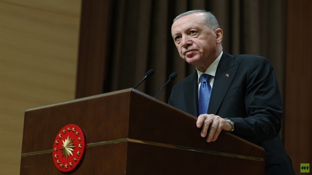 أردوغان يعلق على لقاء بوتين وترامب في ألاسكا