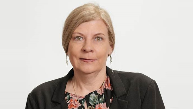 Prof Linda du Plessis rebukes Dawie Roodt's university closure comments