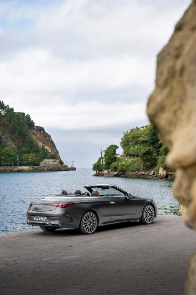 Rhythm, culture and class: The Mercedes-Benz CLE cabriolet is a Bollywood special