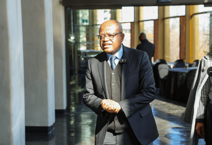 Morero may be safe, but battle over Jozi council continues