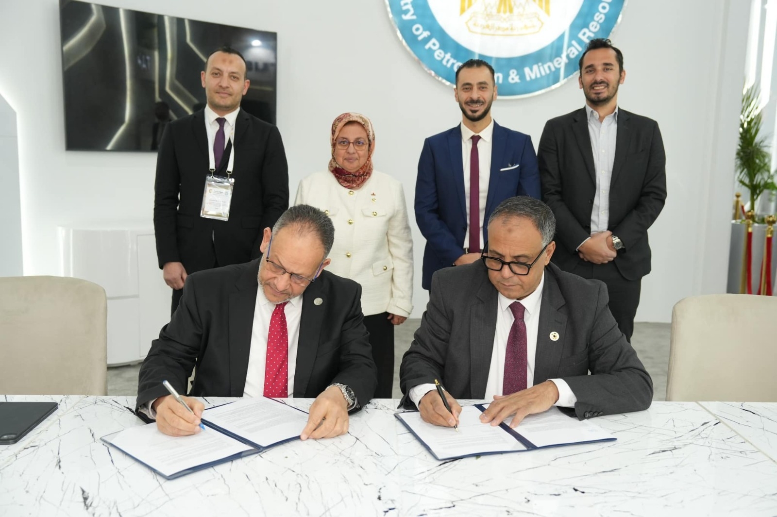 توصيل الغاز خارج مصر.. مذكرات تفاهم مع شركات عالمية للبترول بمؤتمر إيجيبس 2025