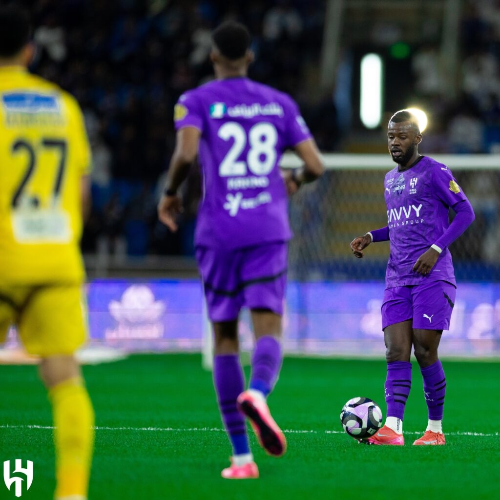 الهلال يتلقى ضربة موجعة قبل مواجهة النصر في الدوري السعودي