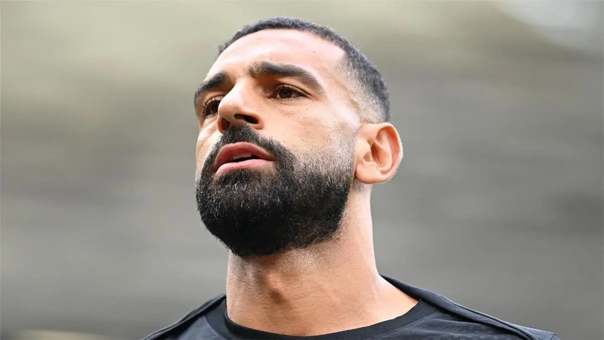 محمد صلاح يختار اللقب الأفضل بين الدوري الإنجليزي ودوري أبطال أوروبا