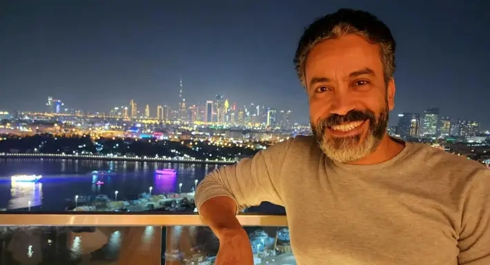 بعد نجاح 'قطايف' … سامح حسين يروج لفيلمه الجديد 'استنساخ'