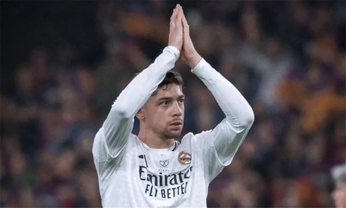 فالفيردي: كلاسيكو برشلونة فرصة ريال مدريد الأخيرة للمنافسة على لقب الدوري