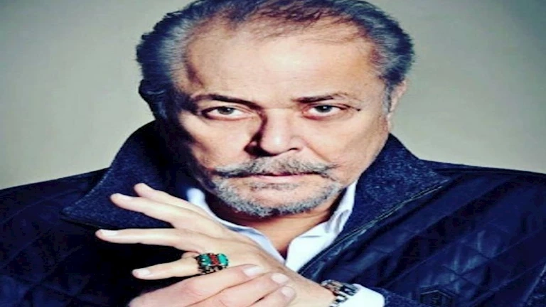 'بيان هام'.. أسرة محمود عبدالعزيز تفجر مفاجأة بشأن طليقة والده