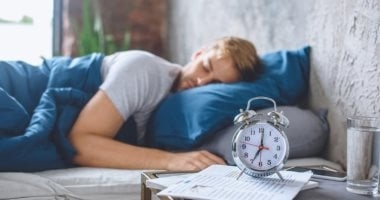 أضرار لا تتوقعها من السهر لبعد منتصف الليل يوميًا