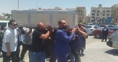 وداعاً تيتة نوال.. انهيار وبكاء أثناء تشييع جنازة جدة وئام مجدى
