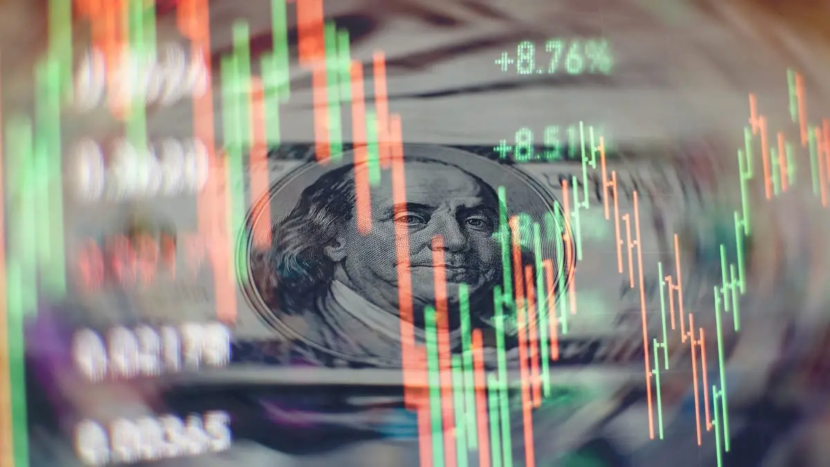 الدولار في مفترق طرق.. والأسواق تترقب تحولات كبرى في خريطة العملات