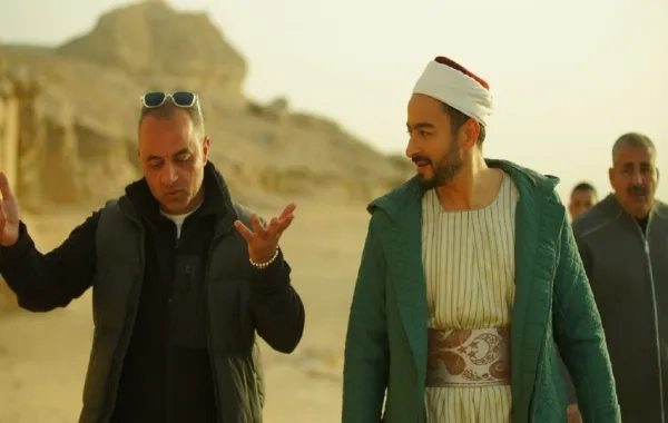 حمادة هلال ينتقل بين الماضي والحاضر في المداح 5.. فما القصة؟