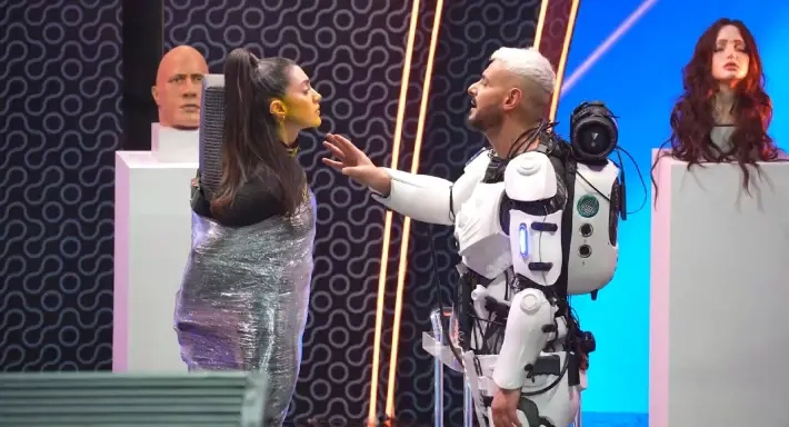فيديو – ستيفاني عطاالله لرامز جلال: إنت مريض … مين أذاك في طفولتك؟