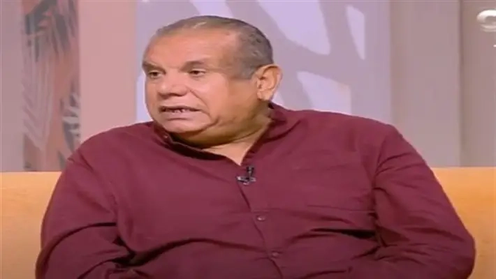 موقف مؤثر مع الفنان فتوح أحمد: فضلت محروم من الخلفة 20 سنة