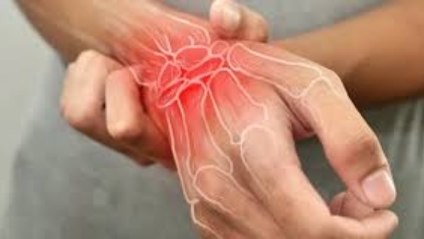 عبوات مقلدة.. سحب تشغيلة دواء شهير لعلاج الربو والتهاب المفاصل.. عاجل