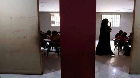 'بالفلوس تاخد زوجة من زوجها في مصر'.. هجوم حاد على رئيس حزب بسبب إهانة السيدات