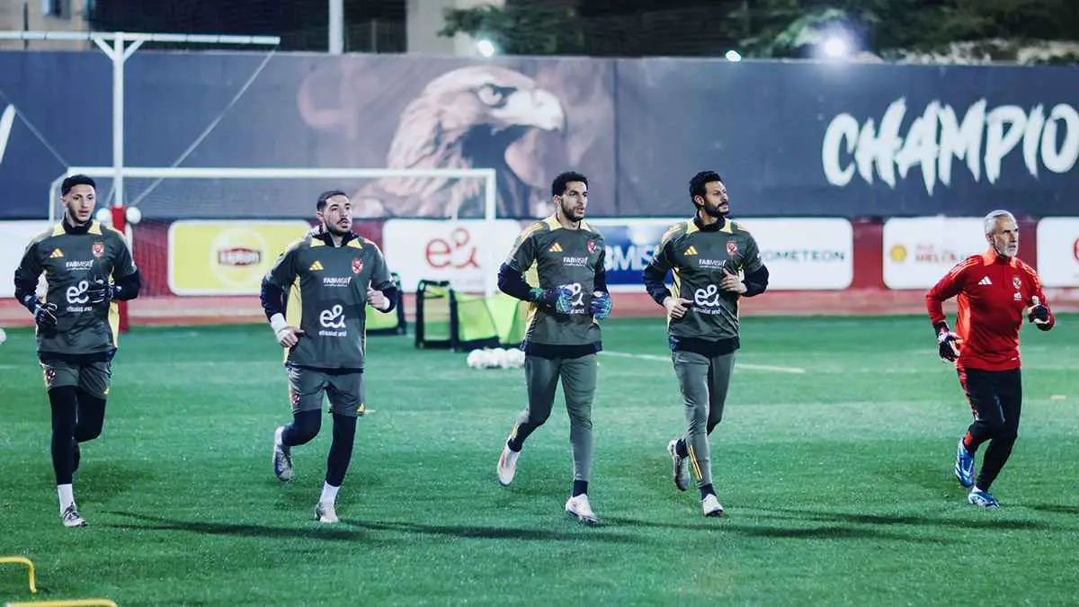 مفاجأة مدوية.. من هو حارس الأهلي أمام الزمالك؟