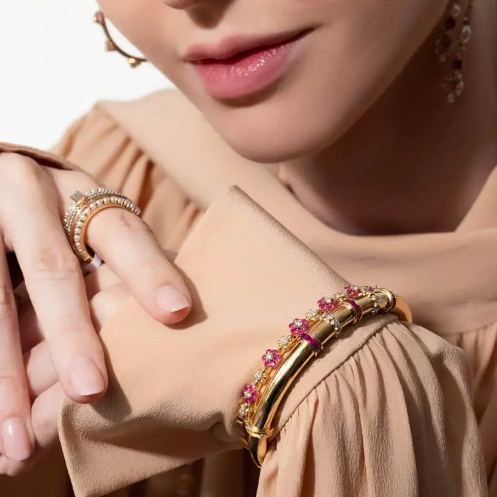 تألقي مع مجوهرات زهرة #الياقوت بأسلوب فريد وأناقة لا مثيل لها