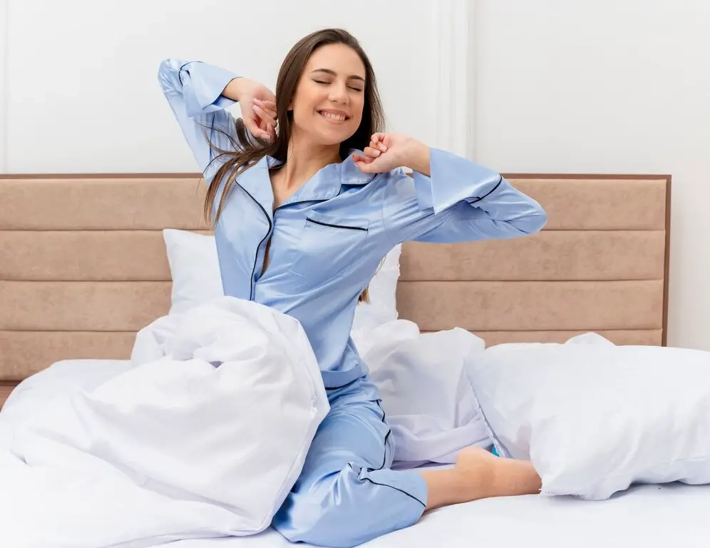 النوم المبكر مفتاح لصحة أفضل وإنتاجية أعلى.. اكتشفي تأثيره على حياتك اليومية. للتفاصيل