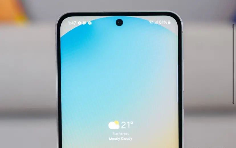 هاتف سامسونج Galaxy S25 FE يأتي بكاميرا أمامية مطورة