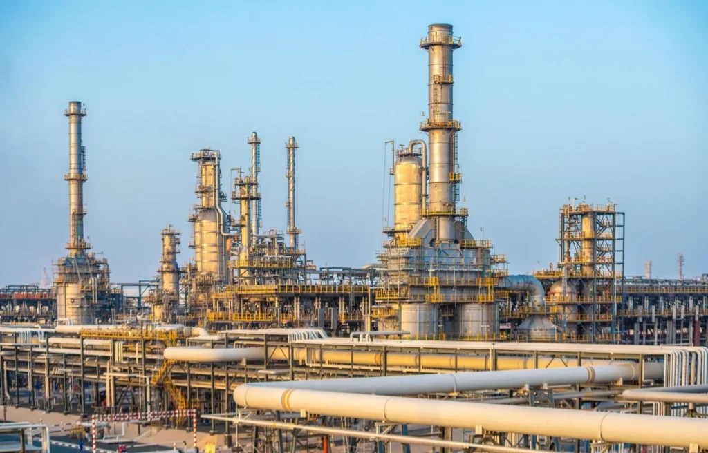 100 مليون دولار.. استثمارات صينية في مجالات النفط والغاز بمصر