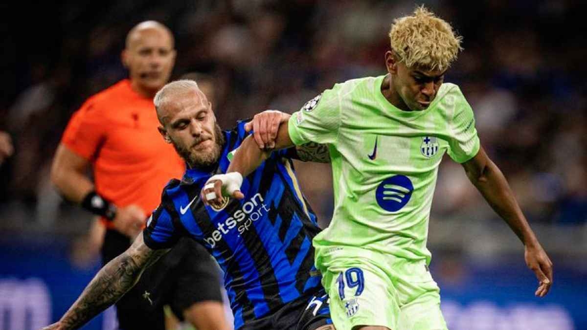 نعم هناك مؤامرة.. أسطورة ريال مدريد يسخر من برشلونة