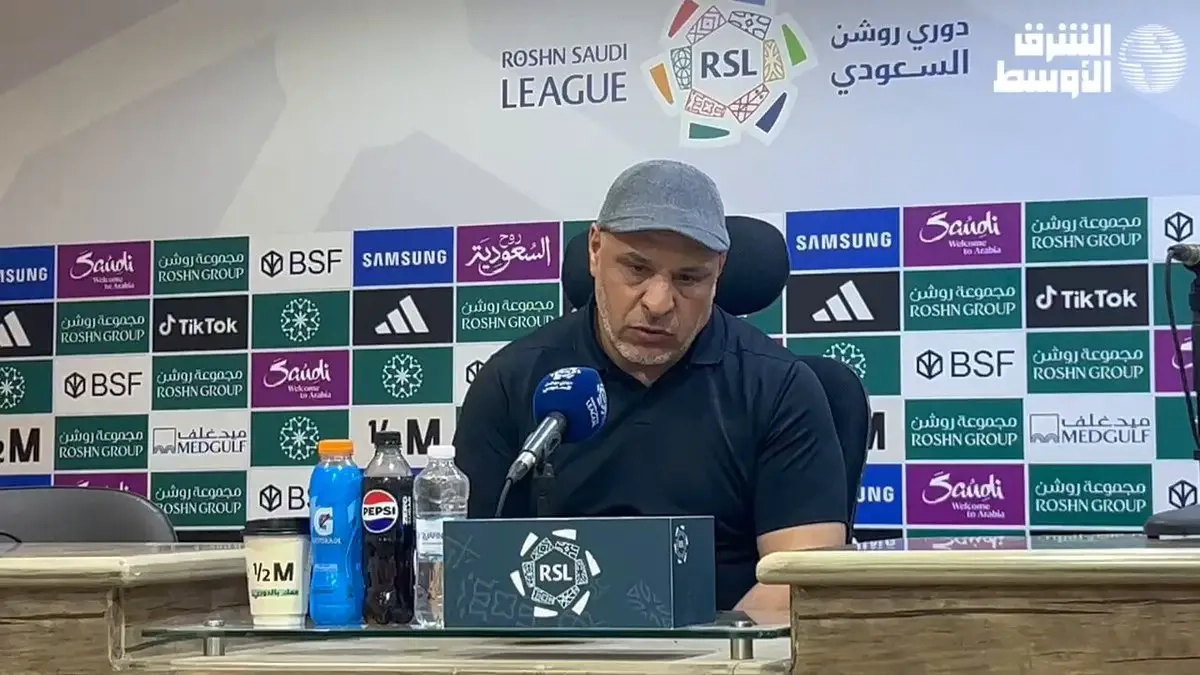 نور الدين زكري مدرب فريق #الخلود مستاء من الاداء التحكيمي في مواجهة #الخلود_الأخدود : – كنت متنرفز من التحكيم منذ بداية الشوط الأول، ولا يمكن أن نتحدث عن تطور دوري بهذا المستوى التحكيمي. #الخلود_الأخدود #الدوري_السعودي_للمحترفين