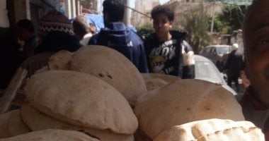 خبراء يحذرون: الإفراط في الخبز الأبيض يصيبك بهذه الحالة النادرة