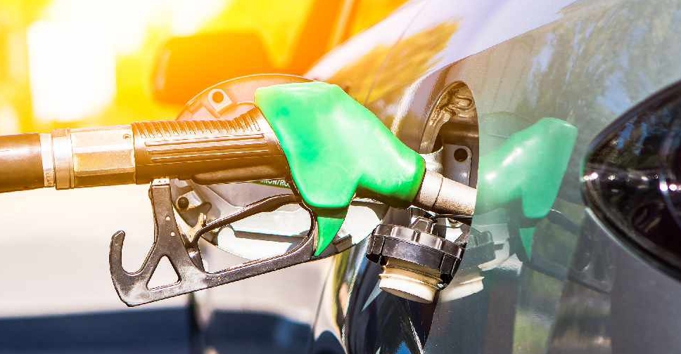 Petrol unchanged, diesel price drops in June
