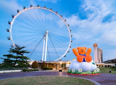 World's First Wiggle Wiggle-Themed Observation Wheel Experience Lands at the Singapore Flyer
