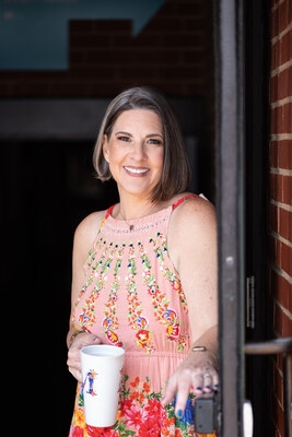 "From Hustle to Harmony": New Coaching Program Helps Women Entrepreneurs Break Free from Burnout