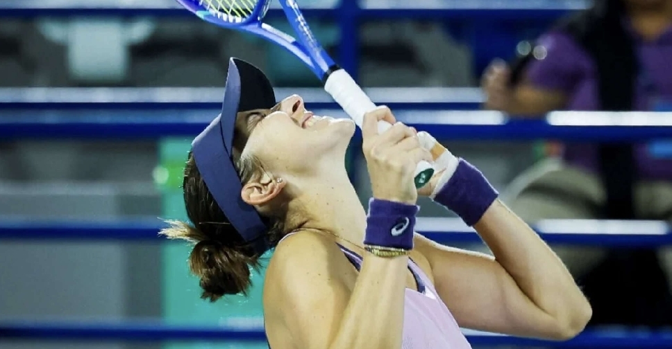 Bencic stuns Rybakina to set up Krueger final