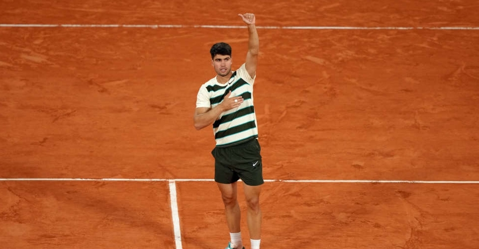 Alcaraz bludgeons Paul to reach French Open semis