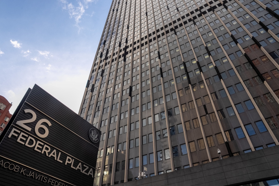 Un juge de New York ordonne d'améliorer les conditions de détention de migrants