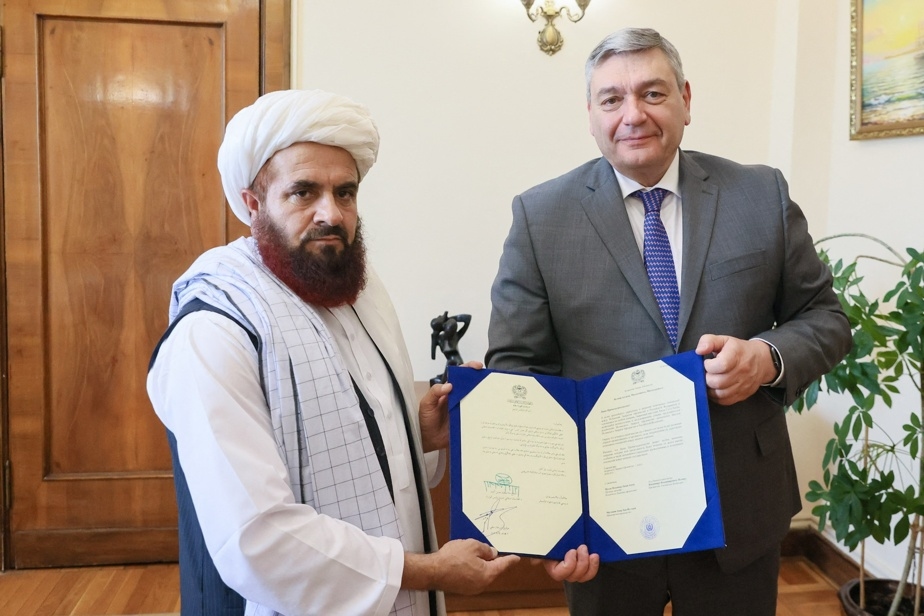 La Russie devient le premier pays à reconnaître le pouvoir taliban