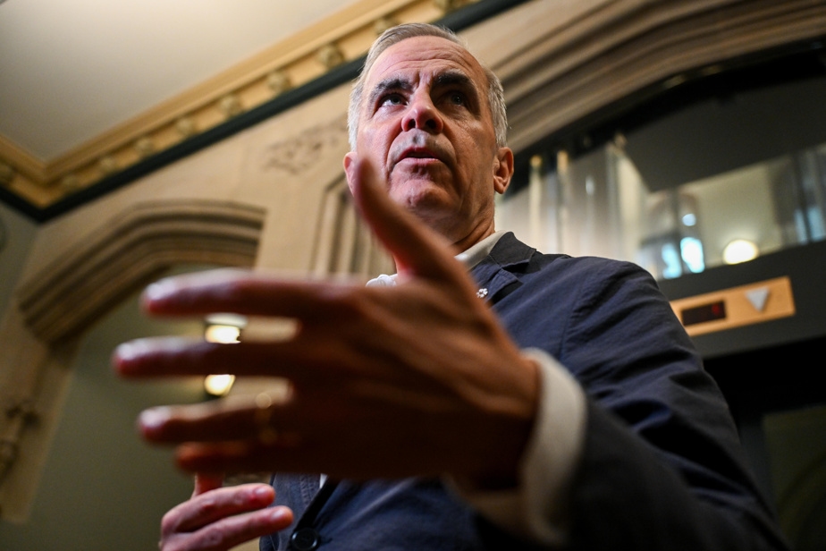 Mark Carney rencontre son cabinet