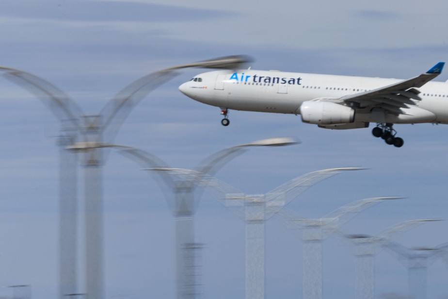 Péladeau offrait 1 $ pour acheter Transat