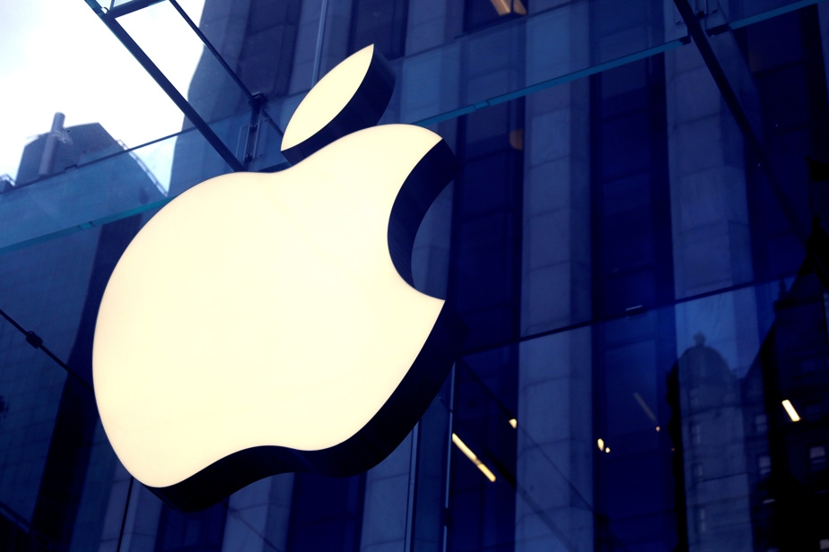 Elon Musk accuse Apple de favoriser OpenAI et envisage des poursuites judiciaires