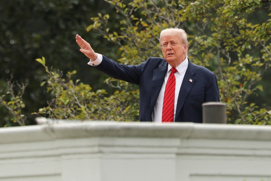 Trump blague sur l'installation de « missiles nucléaires »
