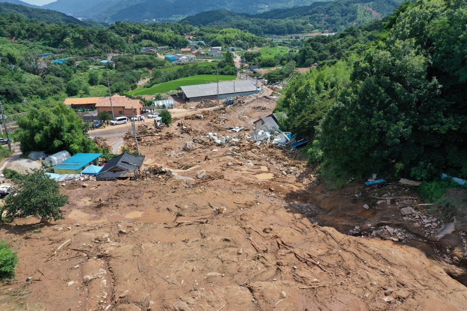 De fortes pluies font 17 morts et 11 disparus