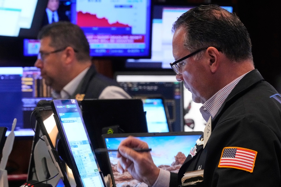 Wall Street termine la semaine en baisse