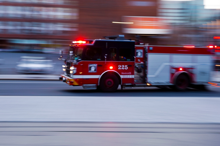 Un immeuble du centre-ville ravagé par un incendie majeur