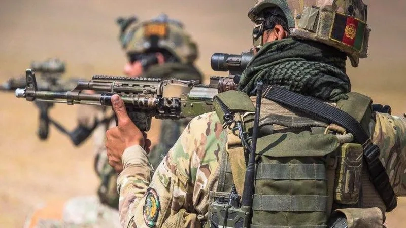 وزارة الدفاع البريطانية تؤكد أن القوات الخاصة منعت 2000 طلب لجوء موثوق من قوات الكوماندوز الأفغانية