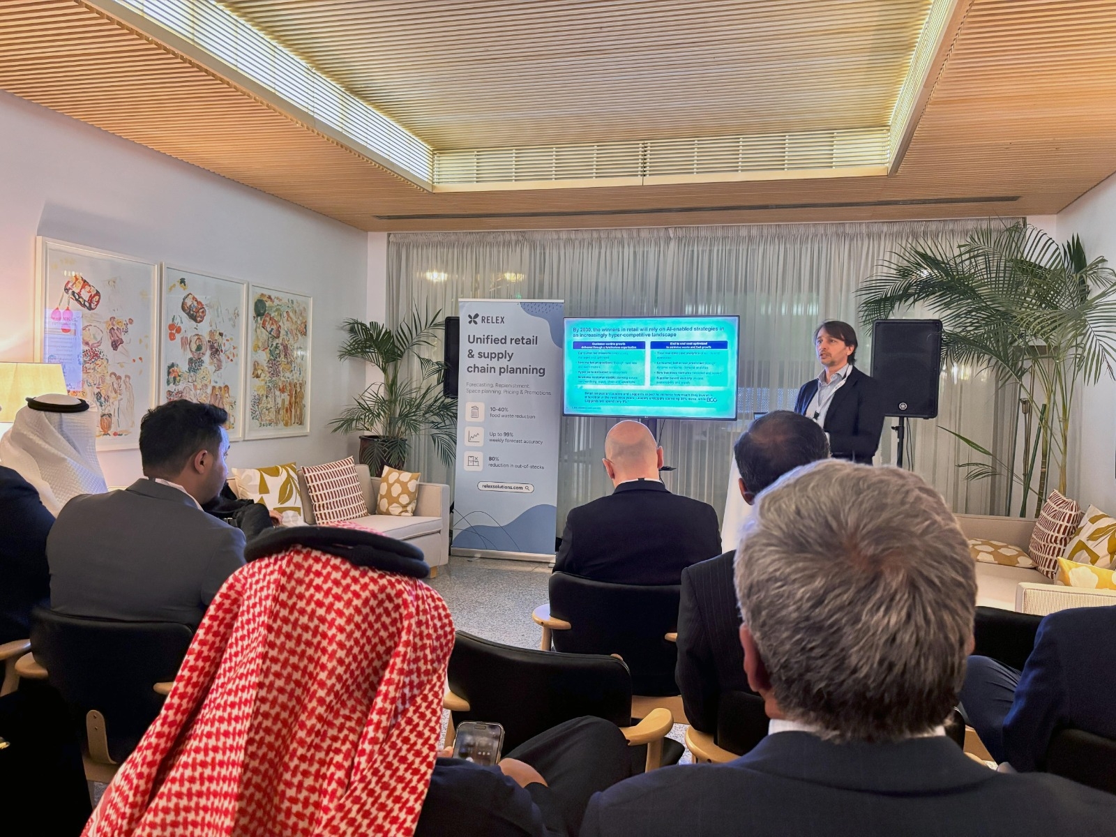 منتدى RELEX الرياض يسلط الضوء على دور الذكاء الاصطناعي في رؤية السعودية 2030 ونمو تجارة التجزئة