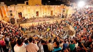 'المحطة الأخيرة' في افتتاح مهرجان المونودراما ضمن فعاليات جرش 39