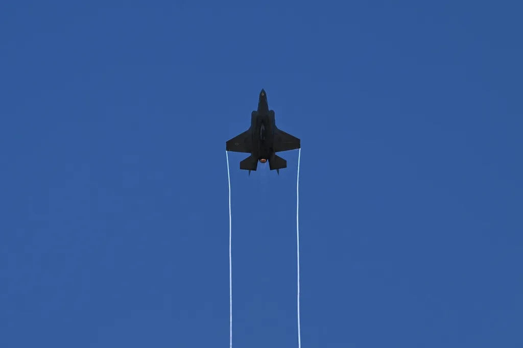 إسبانيا تتراجع عن خطط شراء طائرات مقاتلة من طراز F-35