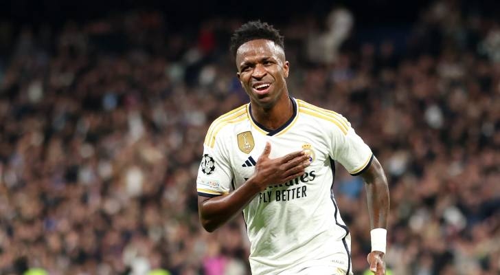 فينيسيوس يُصدم ريال مدريد بمفاوضات سرية مع مانشستر سيتي
